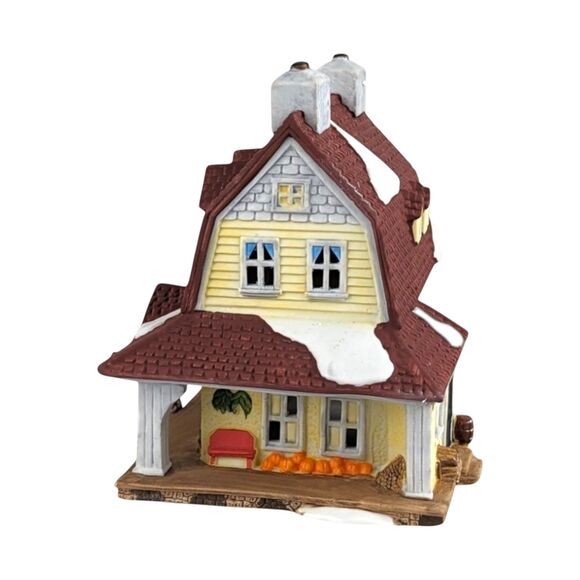 Vintage Dept 56 Van Tassel Manor: Lighted Porcelain New England Village - Picture 4 of 10